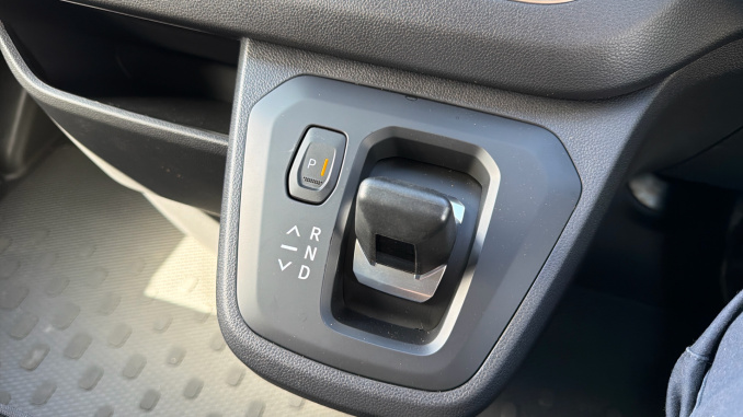 Renault Trafic Swb Diesel SL30 Blue dCi 170 Graphite Edition Van EAG9 - Image 23